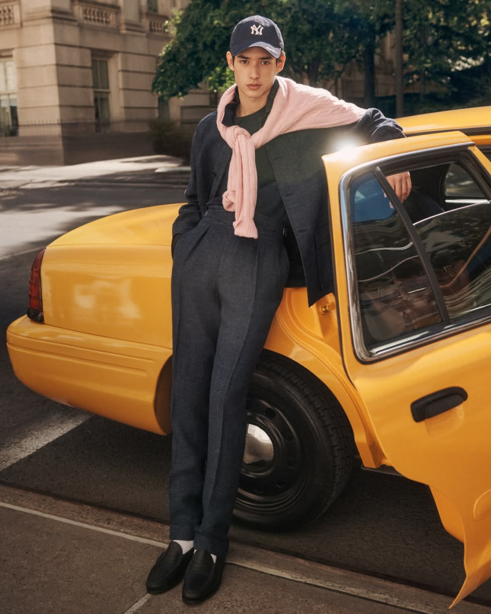 L'iconica maglia in cashmere a trecce